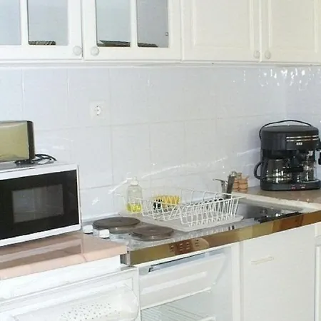 Ferienwohnung Mit Pool Fuer 5 Personen Apartment Balatonmariafurdo