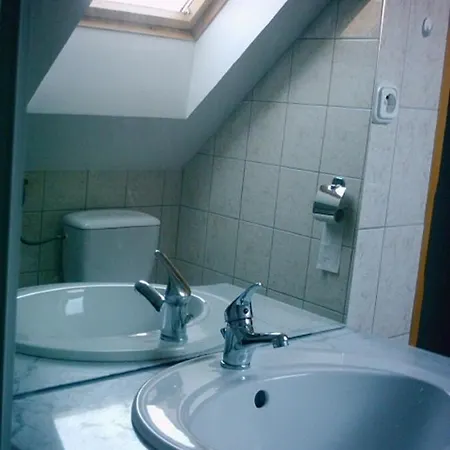 Ferienwohnung Mit Pool Fuer 5 Personen *