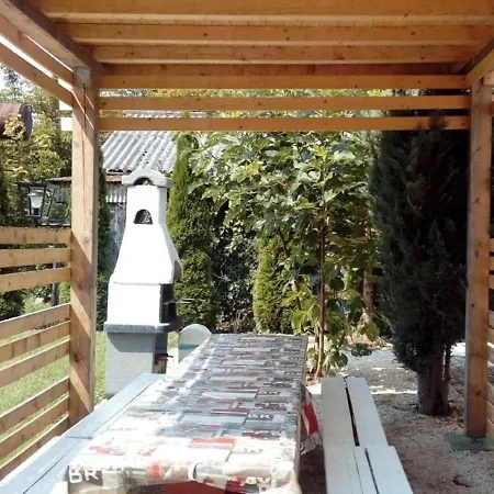 Ferienwohnung Mit Pool Fuer 5 Personen Balatonmariafurdo